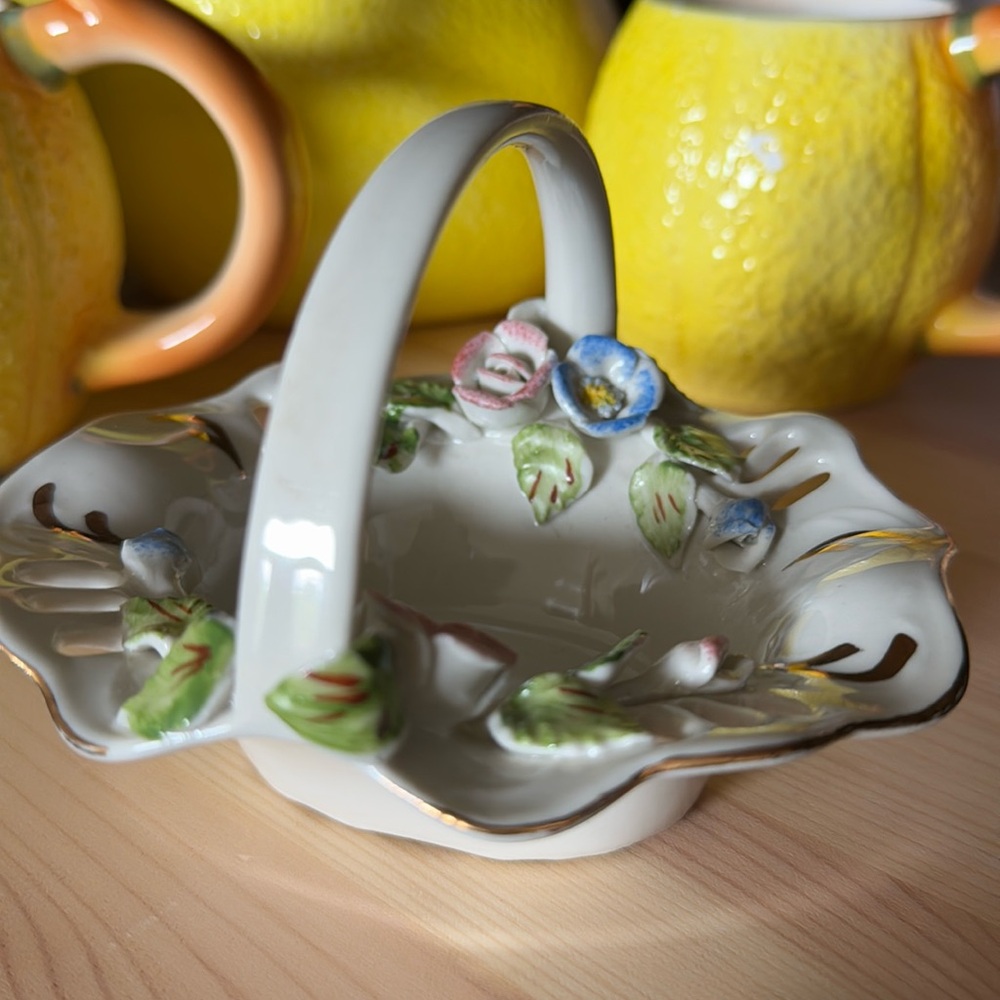 VINTAGE Floral Jewelry Dish small Bowl Fena Porzellan
